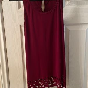 Maroon tank top